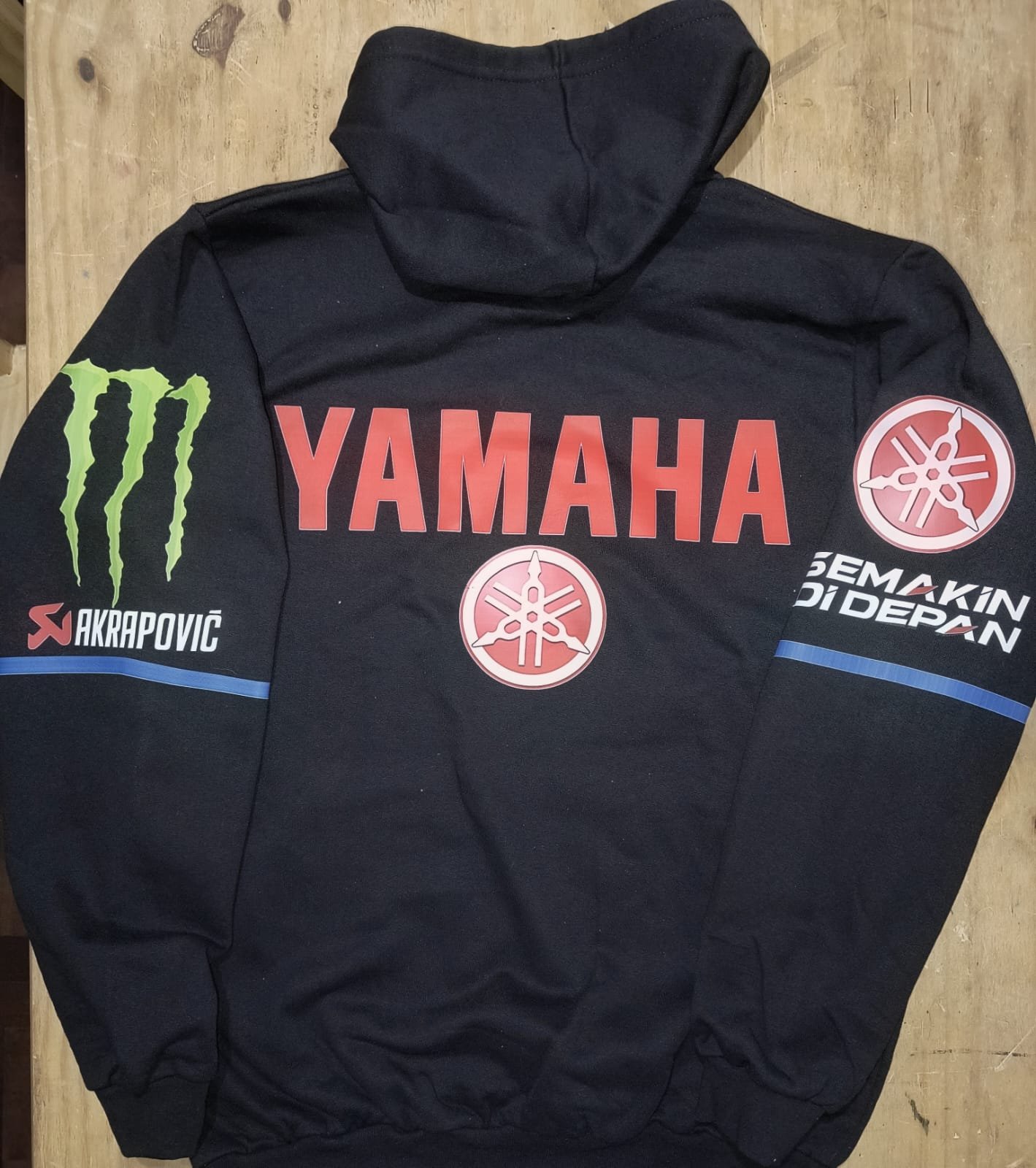 Buzo Yamaha