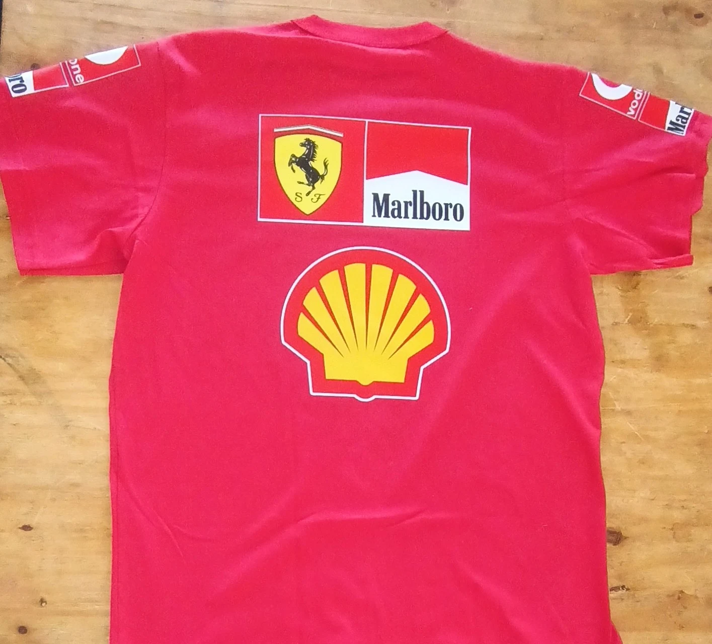 Remera Ferrari